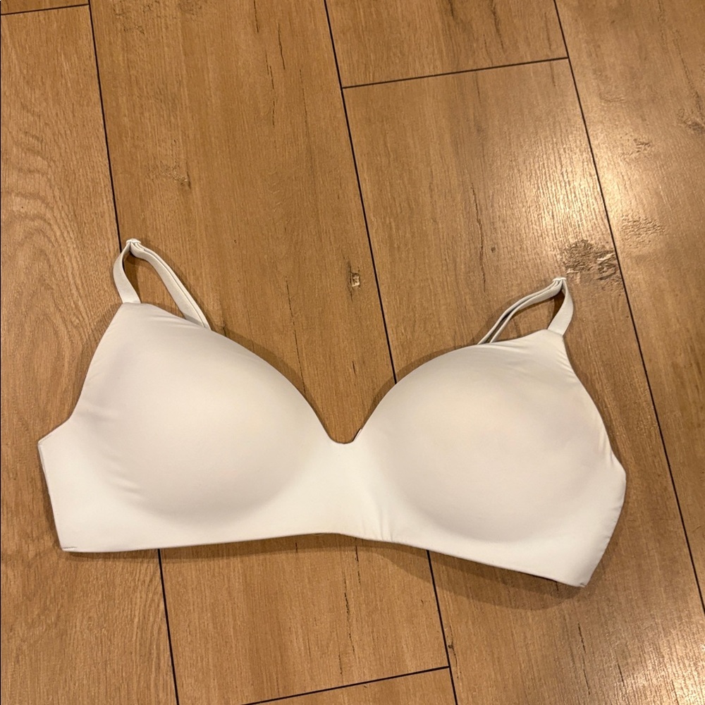 Victoria’s Secret Bra Size 38D